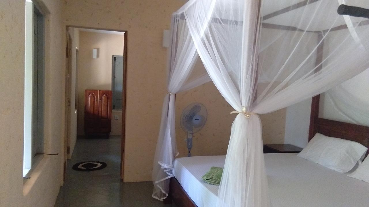 Taragala Chalets Kalametiya Esterno foto